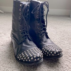 Steve Madden Trroy Leather Studded Combat Boots